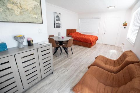 740 11th Street 3a Miami Beach FL 33139