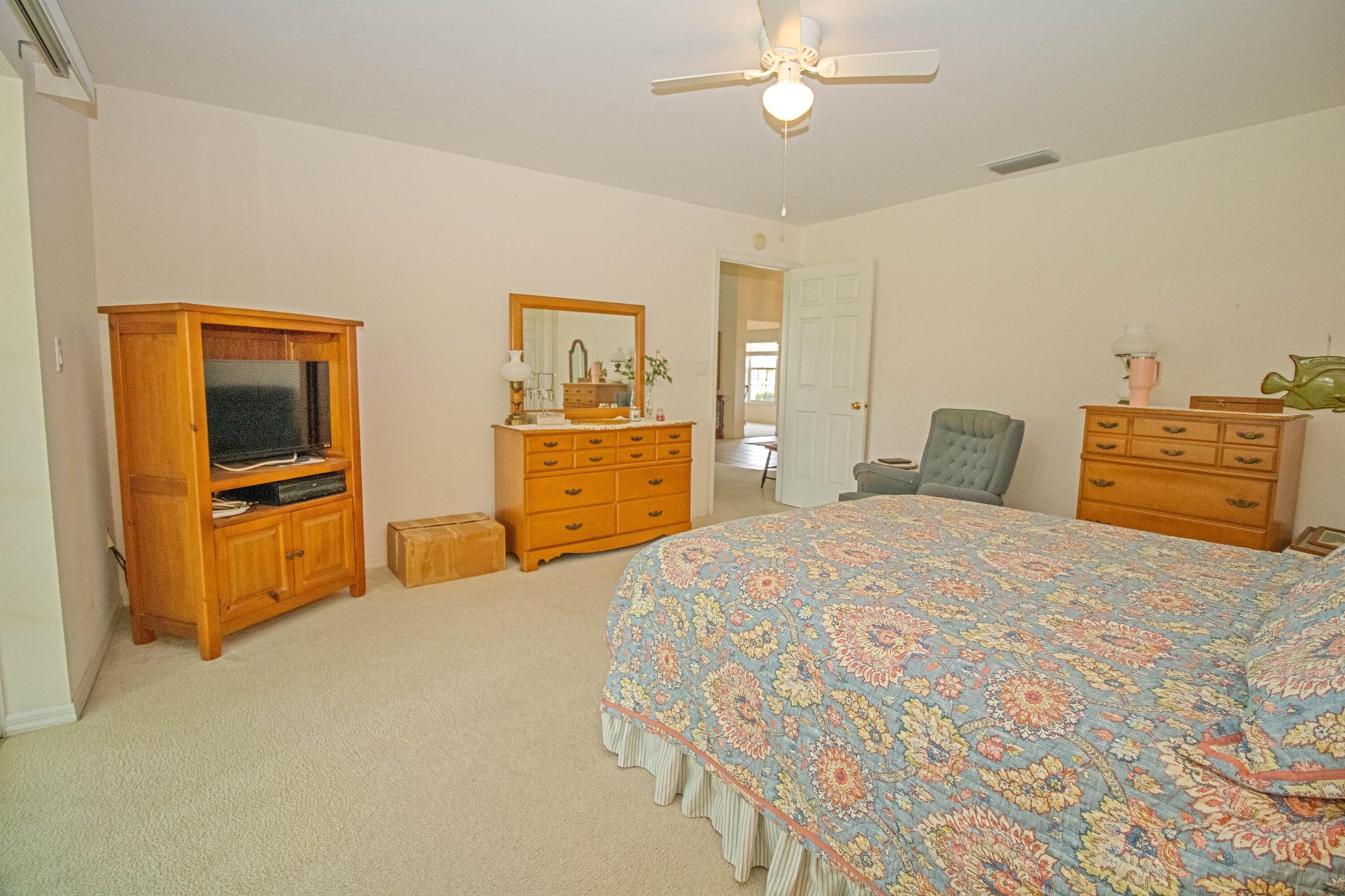 3841 Sebring Parkway