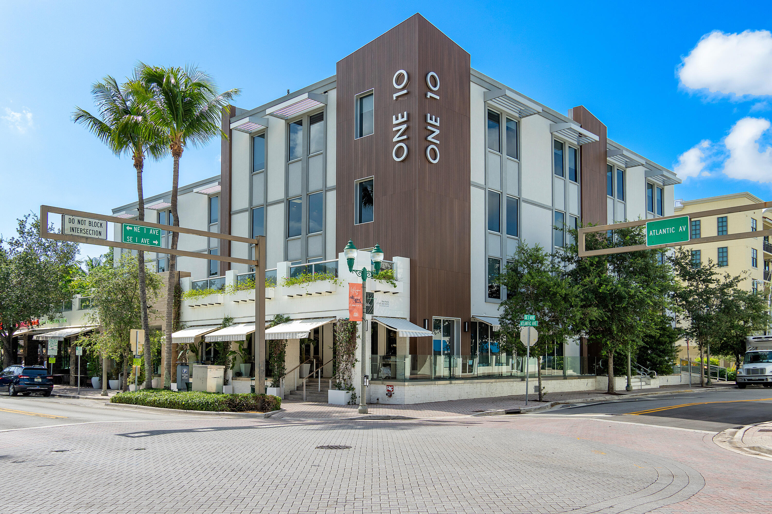 BANKER'S ROW AT OSSHAD - Residential