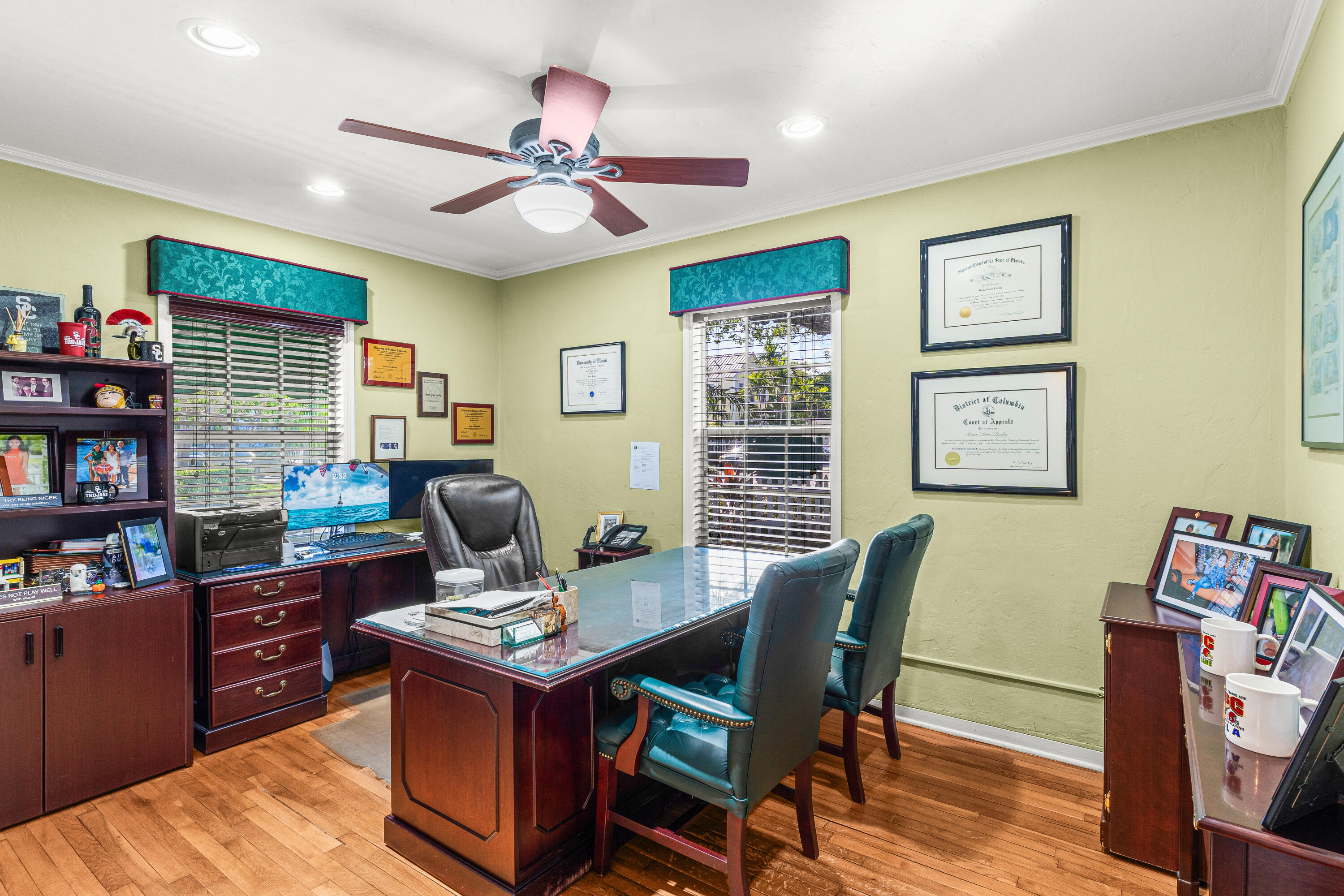 BANKER'S ROW AT OSSHAD - Residential