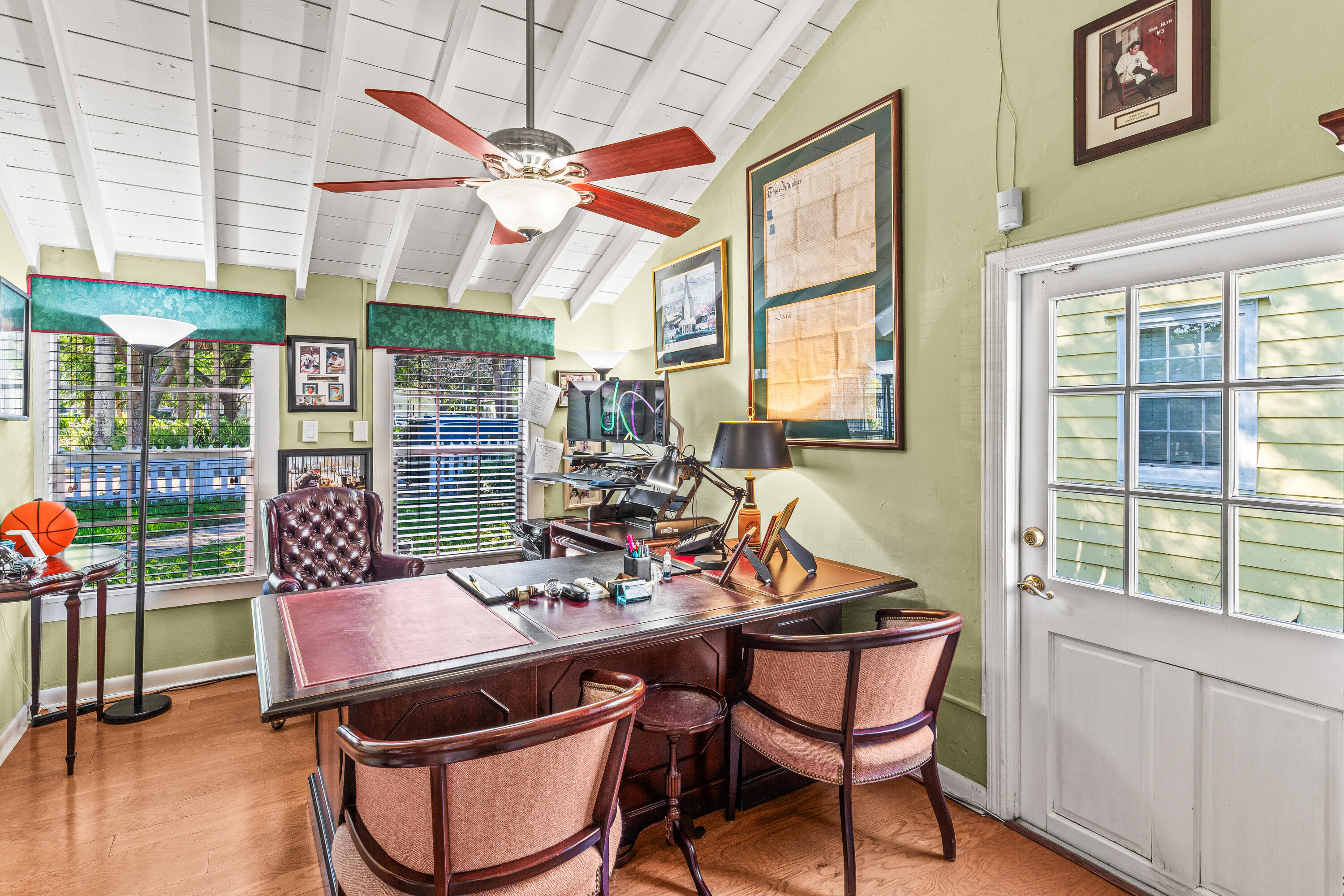 BANKER'S ROW AT OSSHAD - Residential