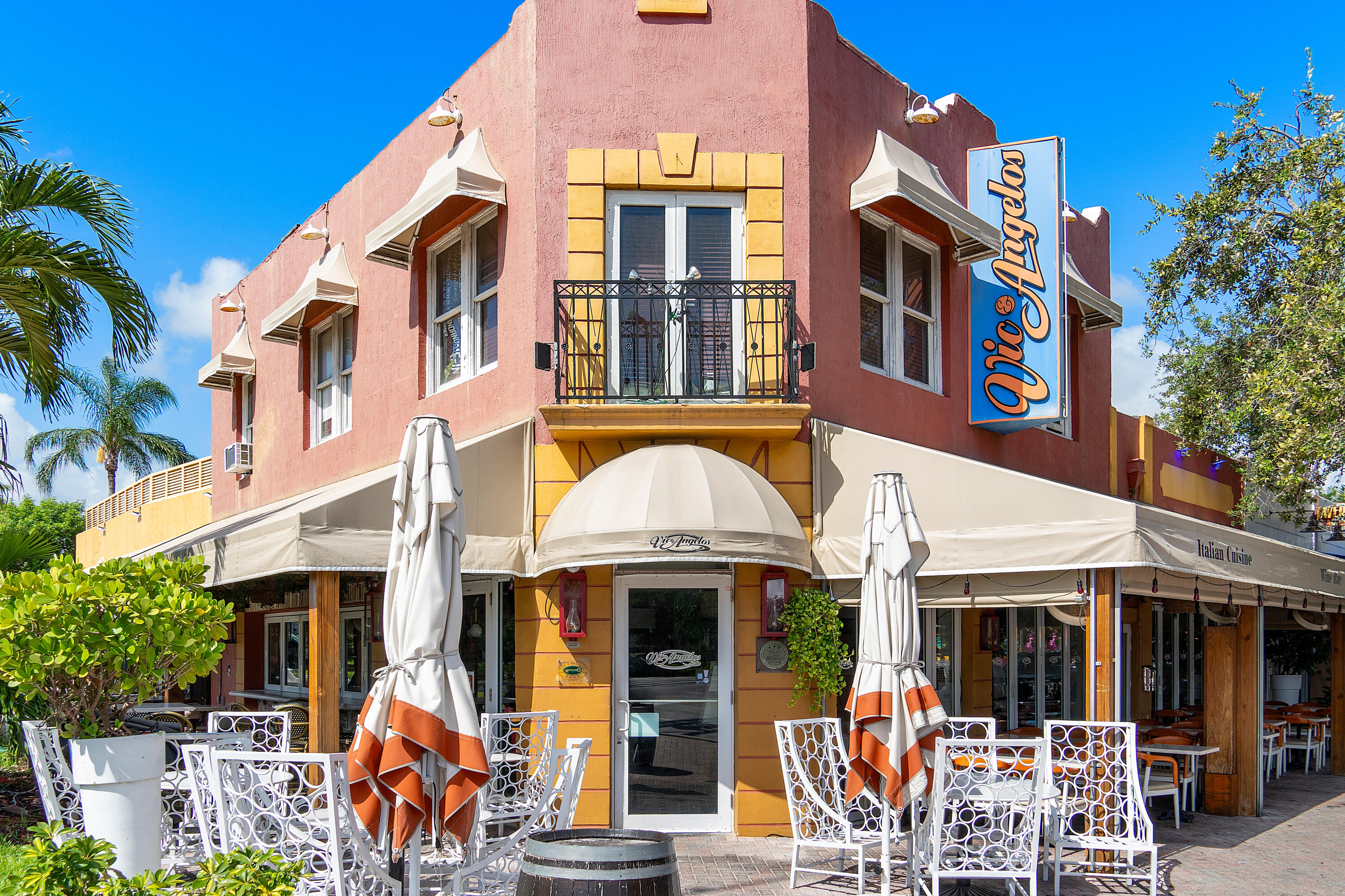 BANKER'S ROW AT OSSHAD - Residential