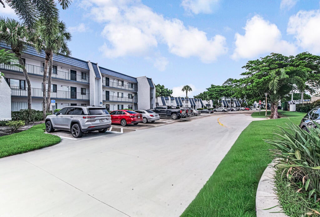 4465 Luxemburg Court 108