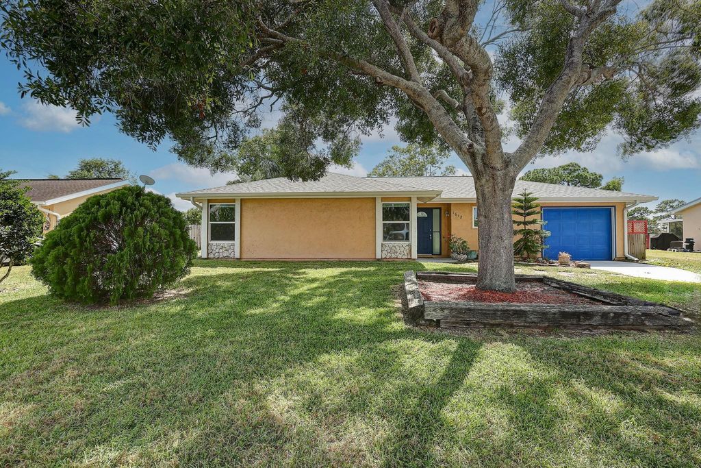 Photo of 1612 SE Cascella Court, Port Saint Lucie, FL 34952 (MLS # F10527295)