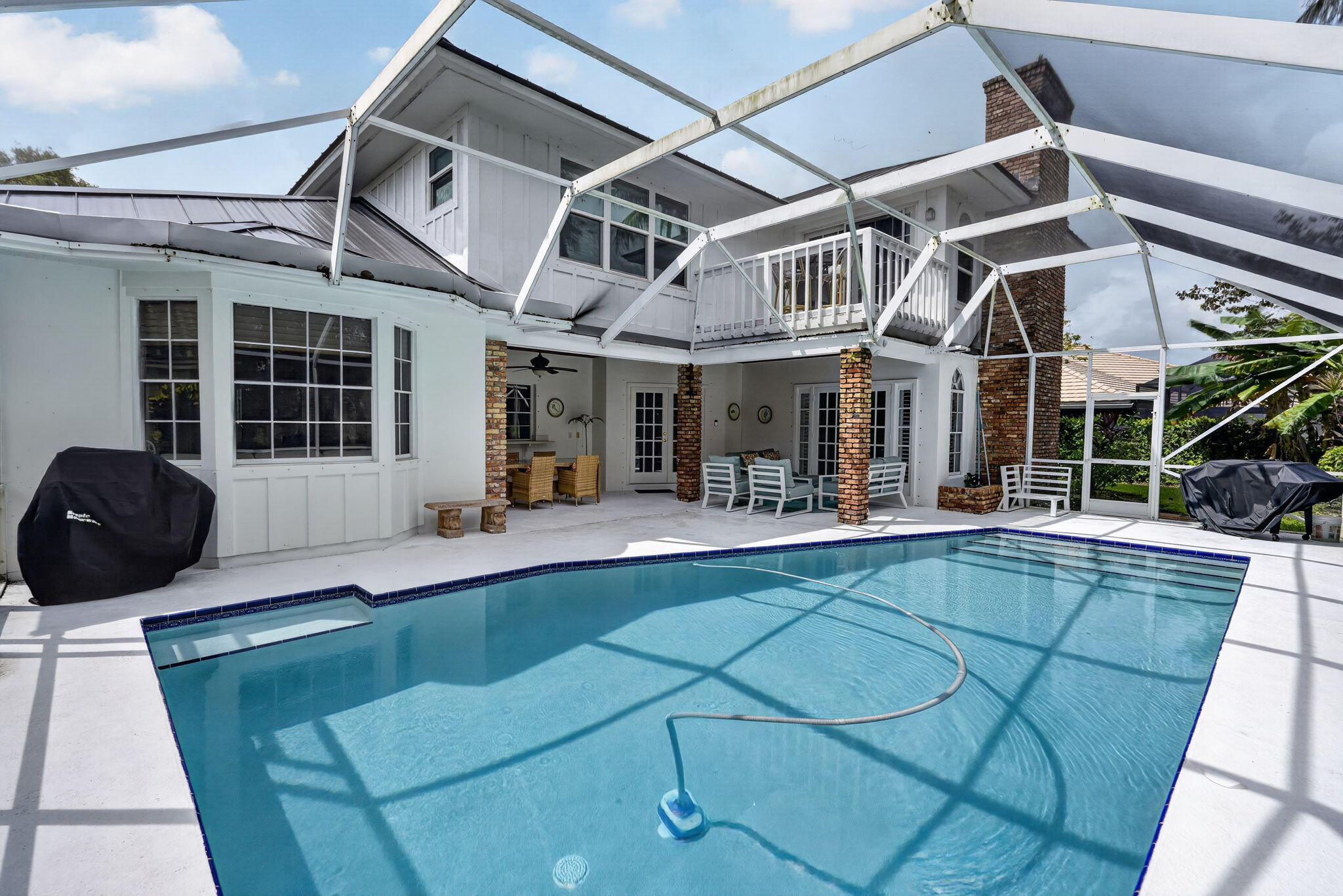 12886 LA ROCHELLE Circle