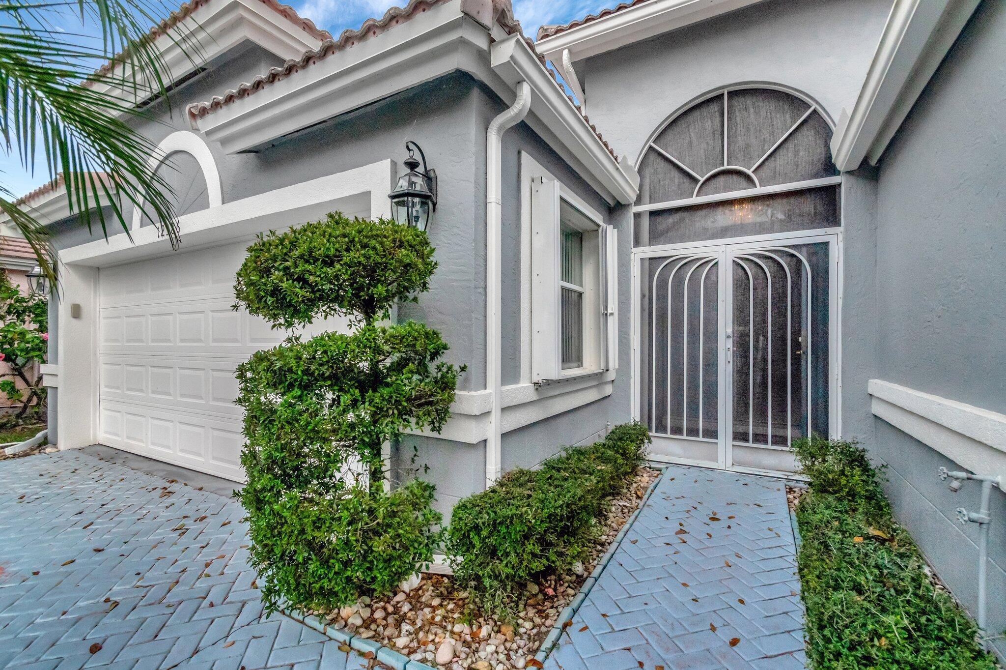 12586 Majestic Isles Drive