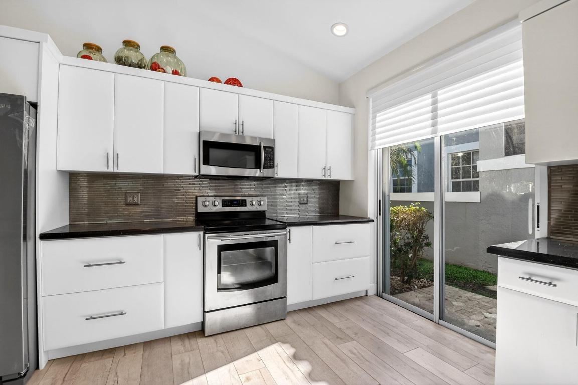 HAMPTON FAIRWAYS 3 - Residential