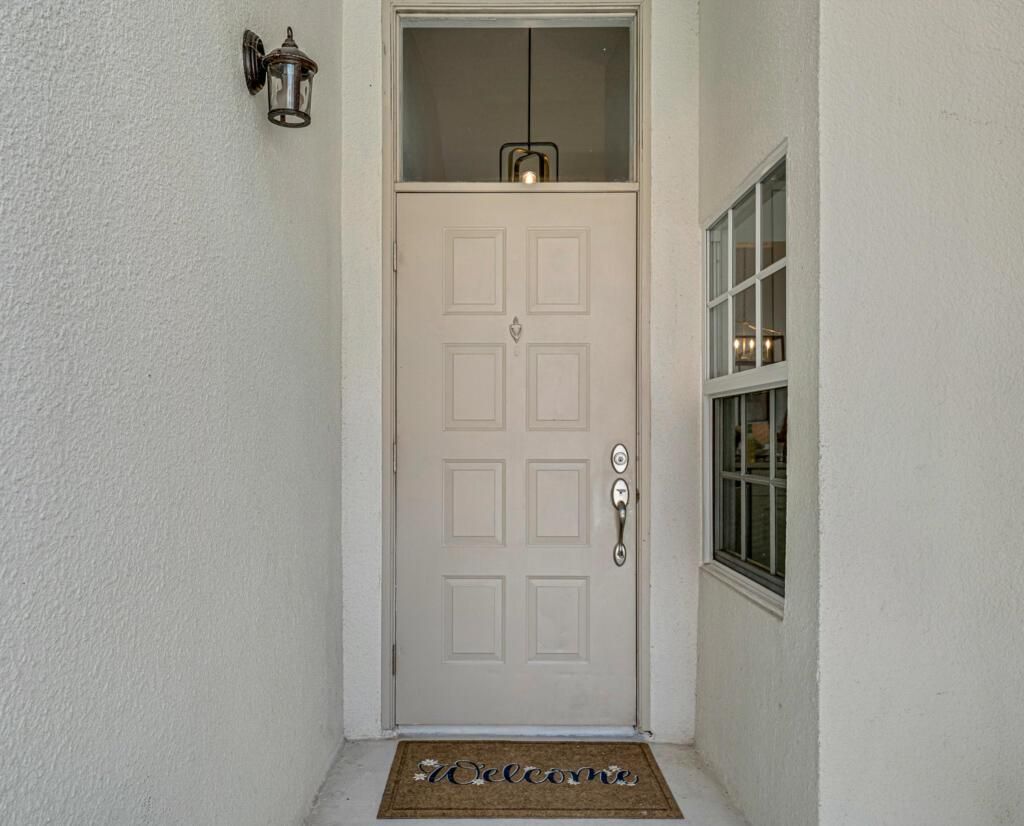 Photo of 225 Cypress Point Drive, Palm Beach Gardens, FL 33418 (MLS # R11074063)