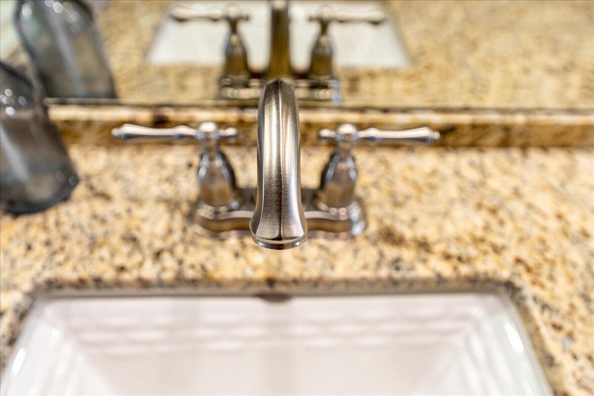 MIRAMAR ROYALE - Residential