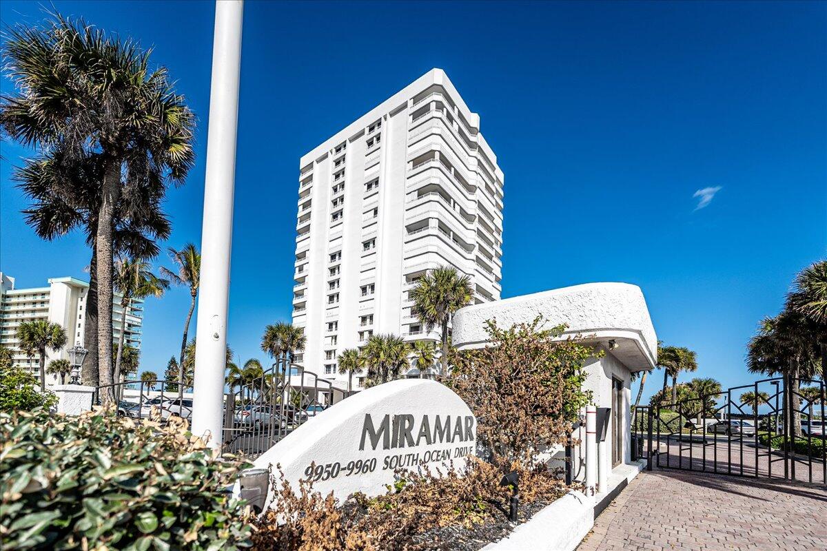 MIRAMAR ROYALE - Residential