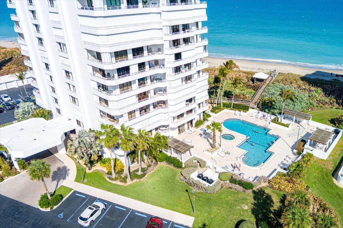 MIRAMAR ROYALE - Residential