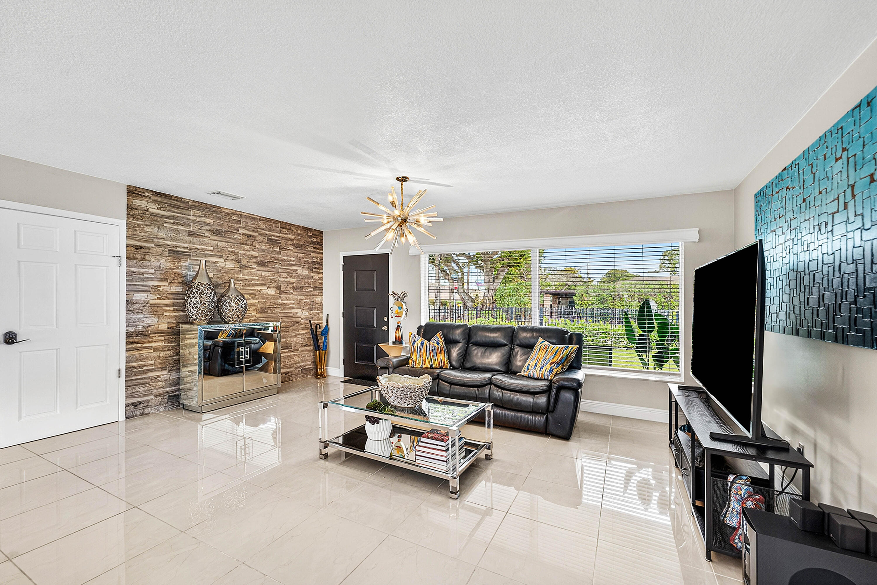 ALHAMBRA HEIGHTS - Residential