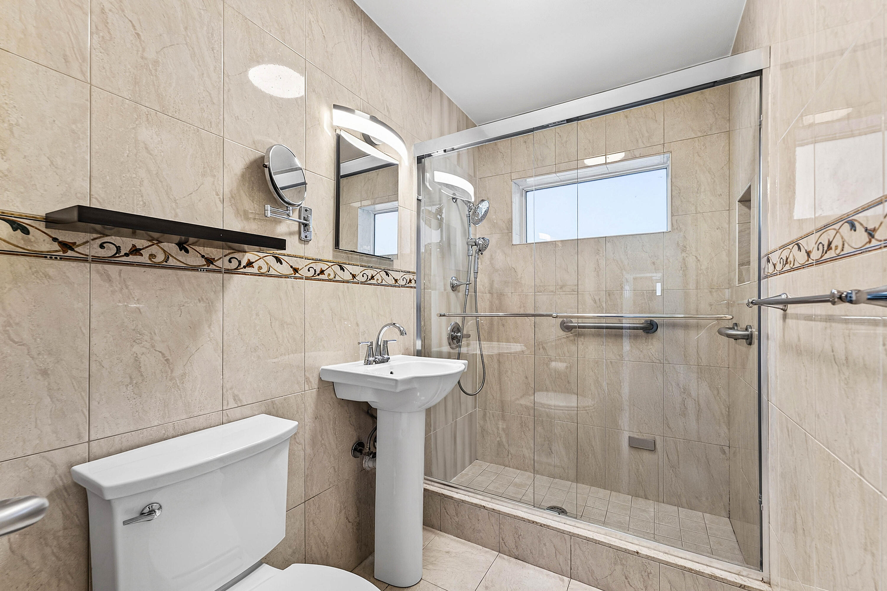 ALHAMBRA HEIGHTS - Residential