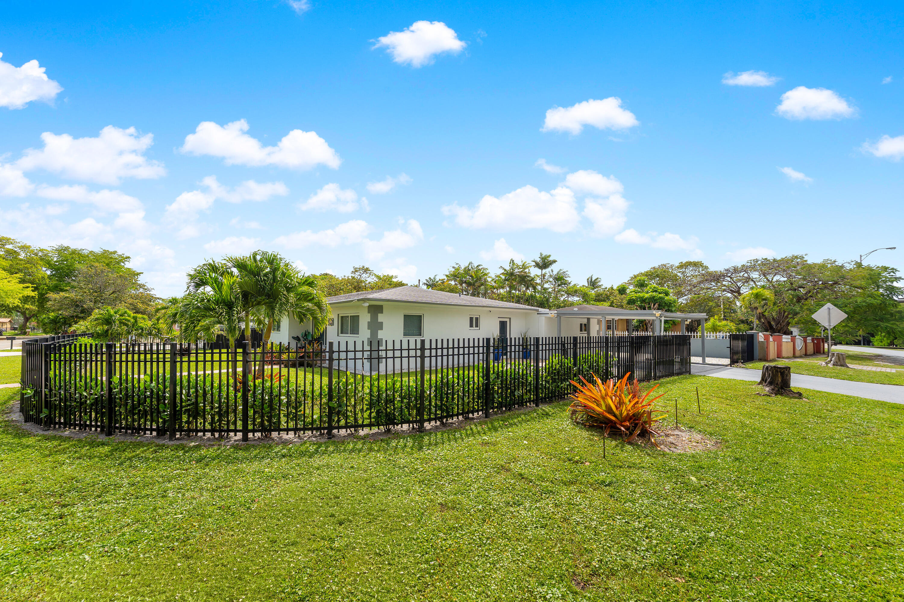 ALHAMBRA HEIGHTS - Residential