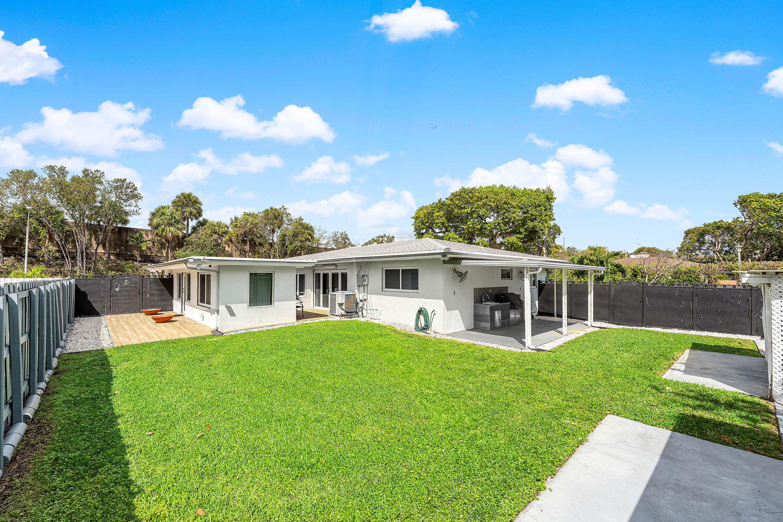 ALHAMBRA HEIGHTS - Residential