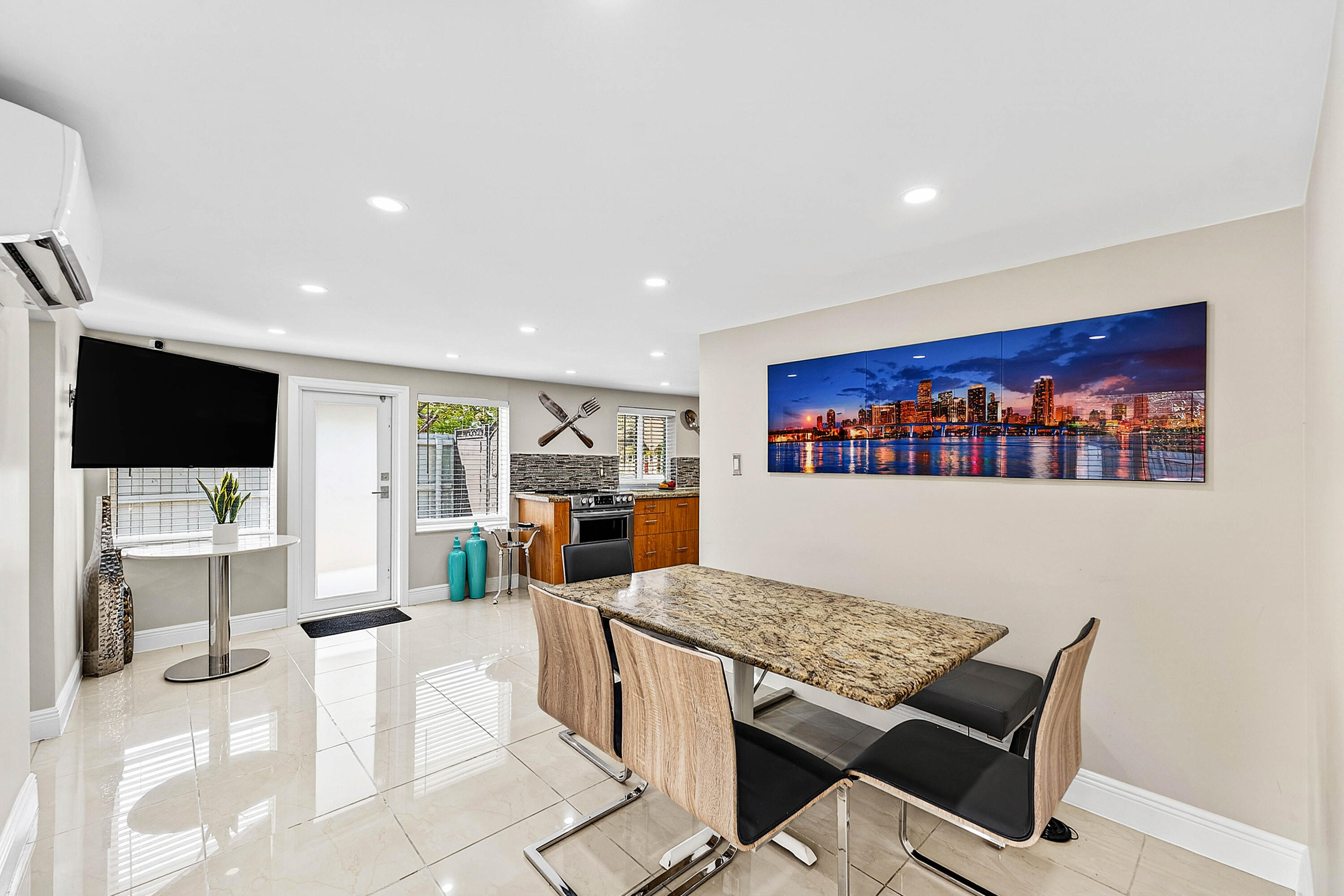 ALHAMBRA HEIGHTS - Residential