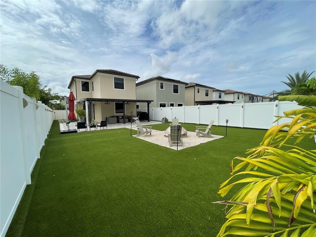 Aquabella North - Residential