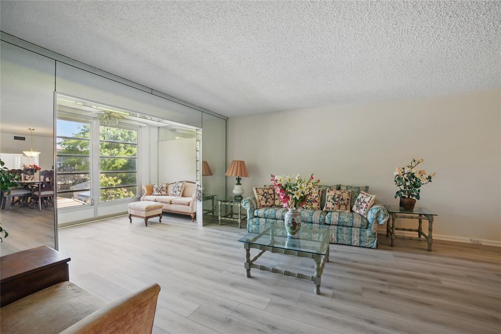 Aruba Village - Residential Lease
