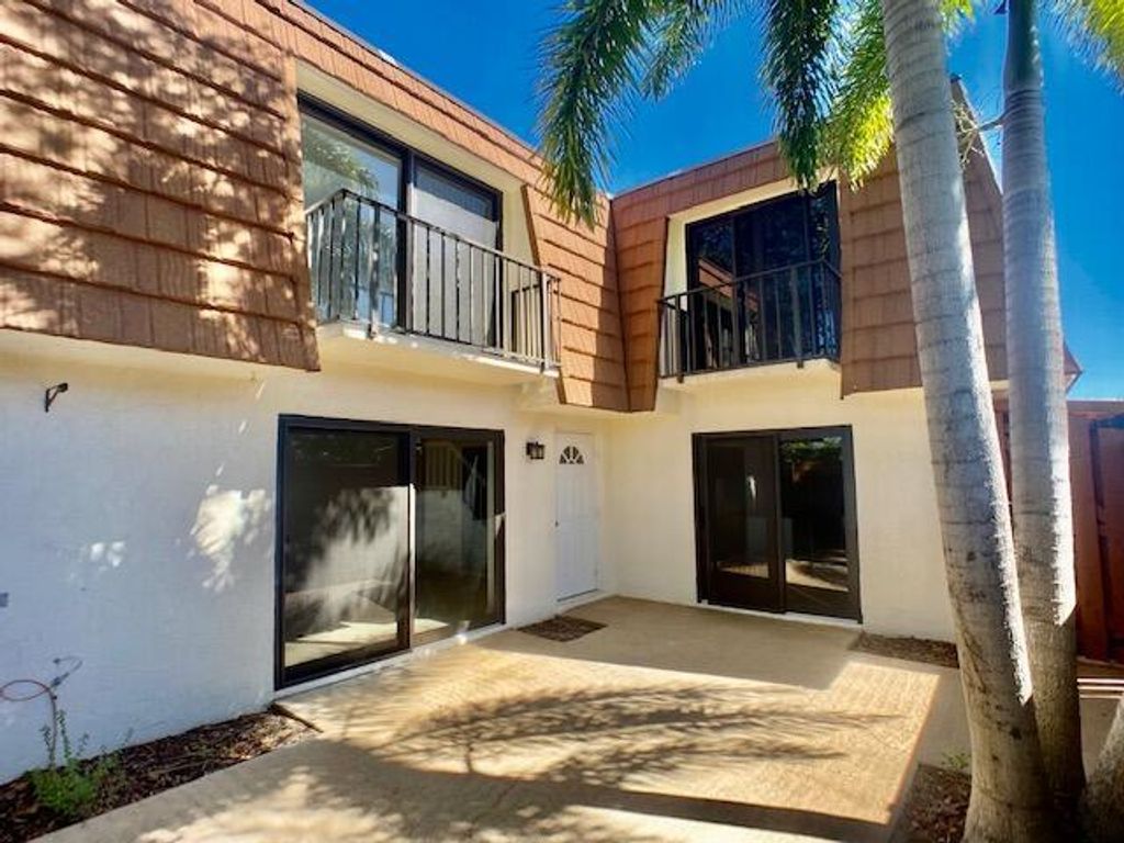 Photo of 3900 County Line Road #2d, Tequesta, FL 33469 (MLS # R10930011)