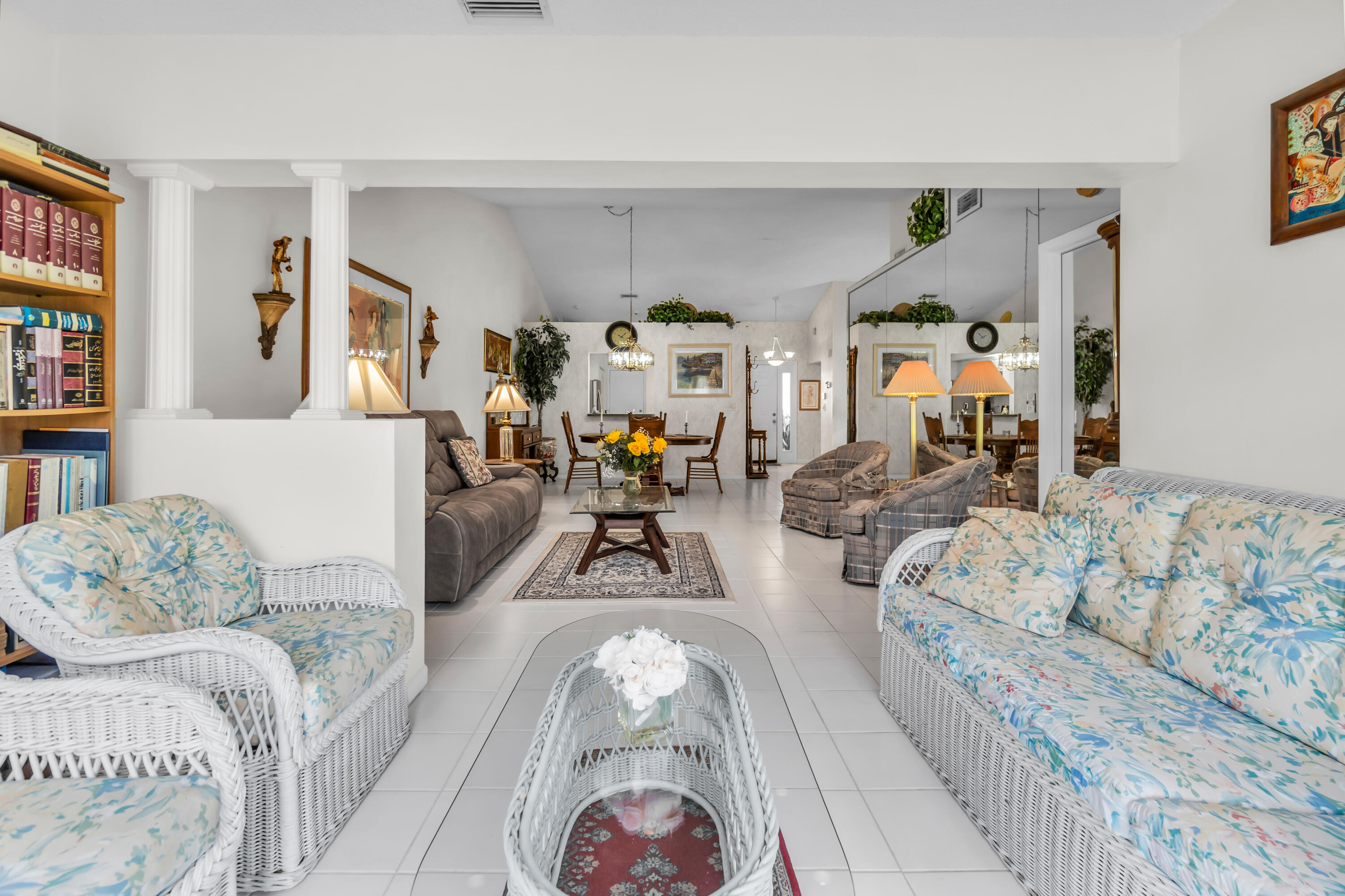 EMERALD POINTE - Residential