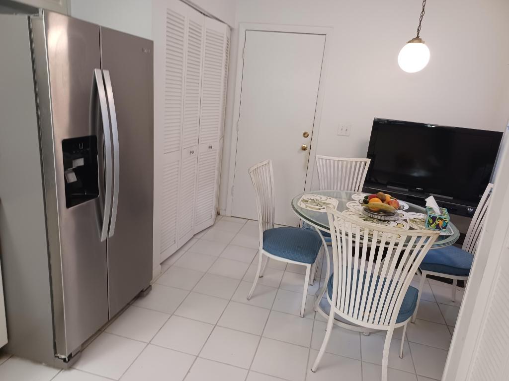 EMERALD POINTE - Residential