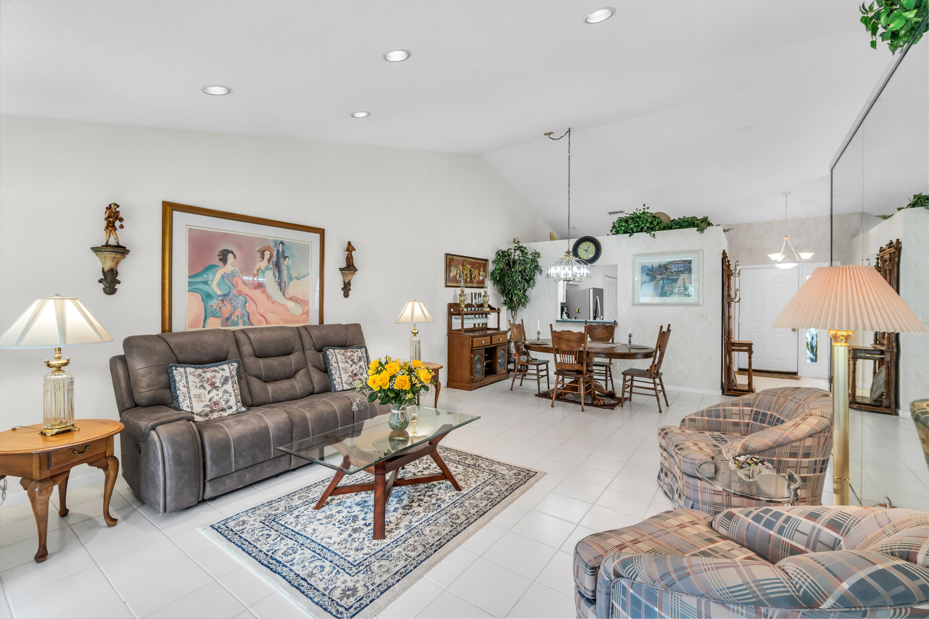 EMERALD POINTE - Residential