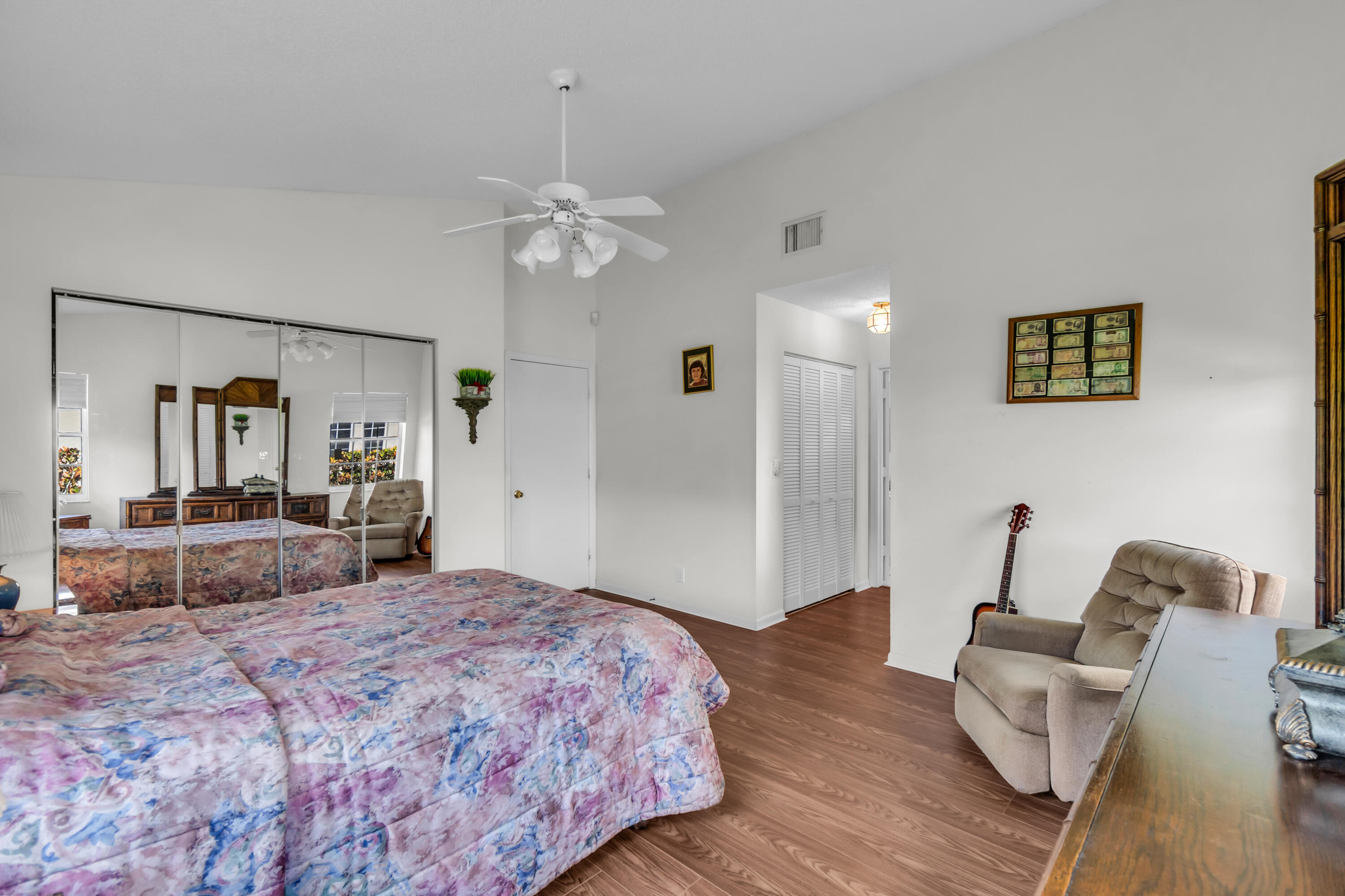 EMERALD POINTE - Residential