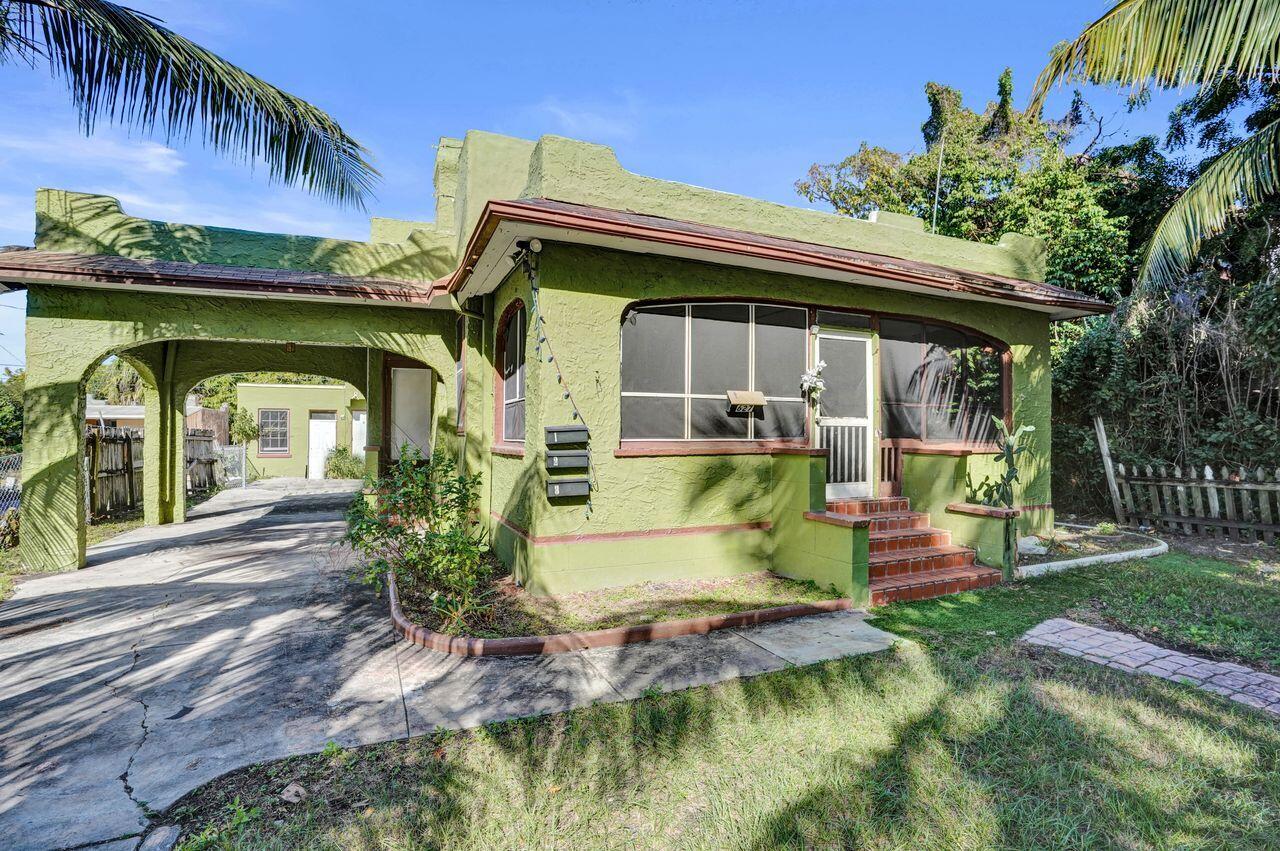 627 30th Street