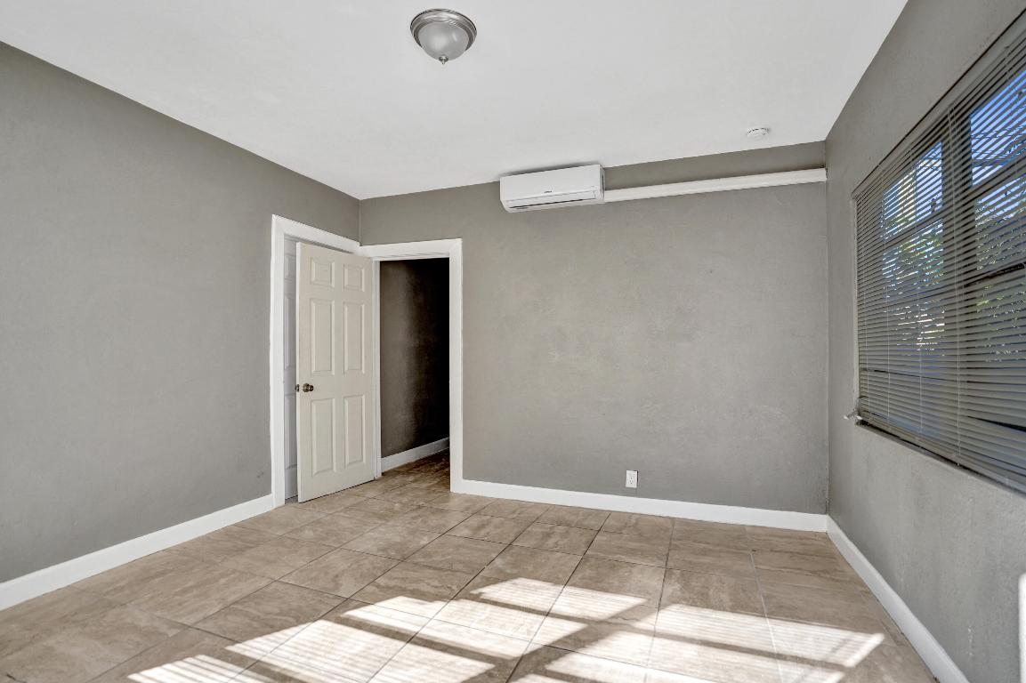 NORTHWOOD ADD - Residential Income