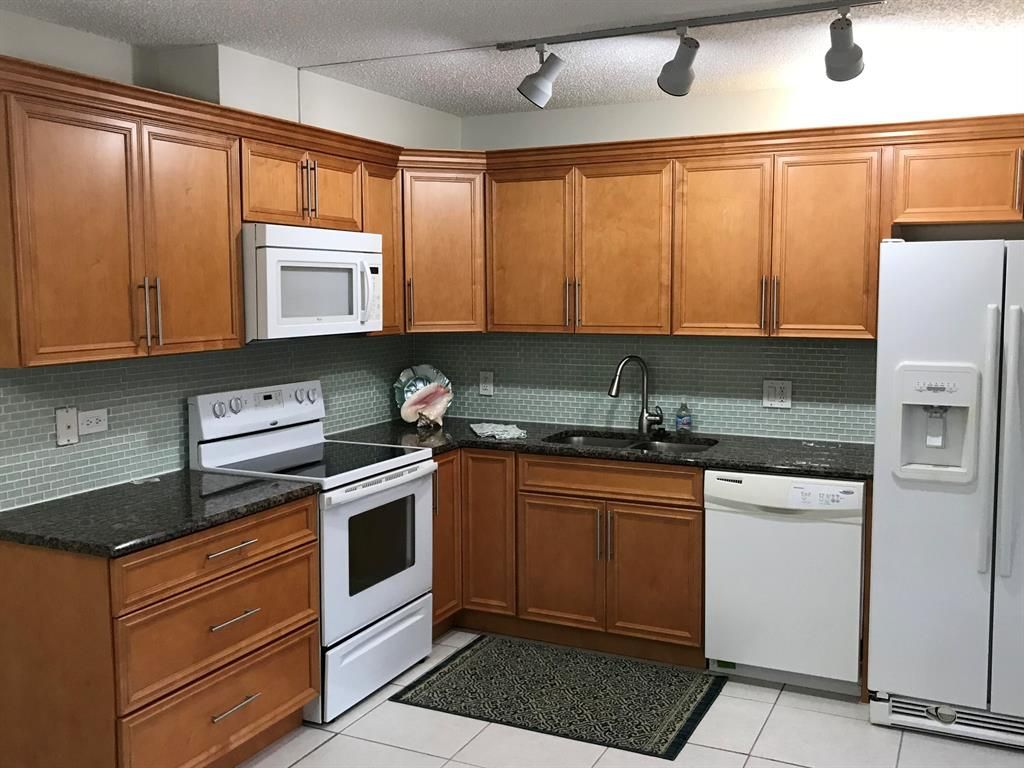Photo of 3900 County Line Road #15b, Tequesta, FL 33469 (MLS # R10742808)