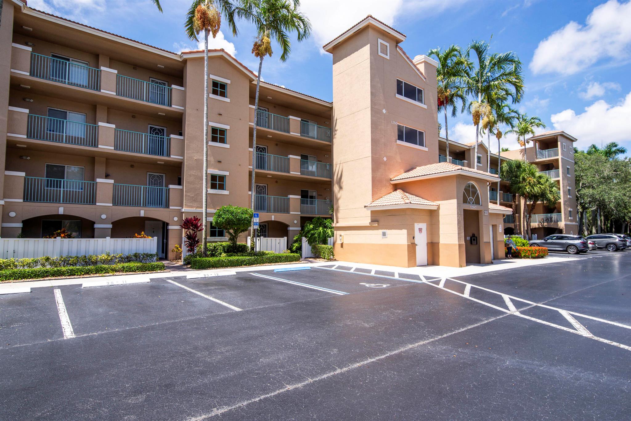 RARELY AVAILABLE SEASONAL RENTAL! Desirable 2-Bed, 2-Bath corner unit in highly active 55+ resort-style community of Coral Lakes. Gorgeous renovated Clubhouse with Cafe, indoor and outdoor pools, fitness center, tennis & pickleball courts, theatre, and numerous clubs - all included. Coveted Covered Parking included. Off Season at $3900 per month and Season at $4300 per month. Close to Shopping, Dining, and easy access to major highways. FLORIDA LIVING AT ITS FINEST!