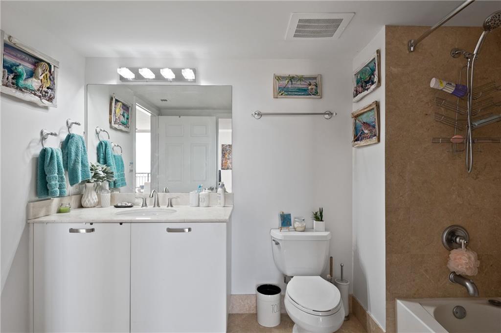 Vue Condo - Residential