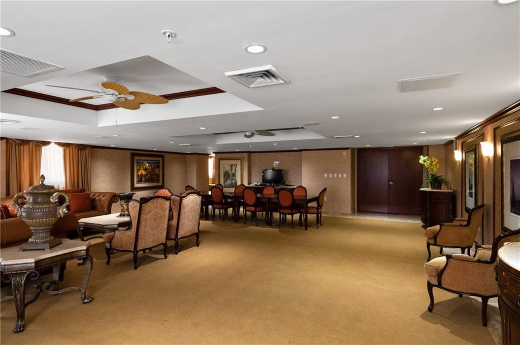 Vue Condo - Residential