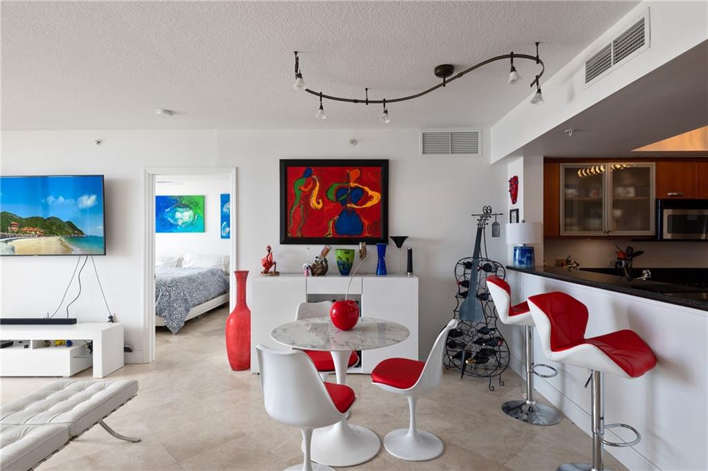 Vue Condo - Residential