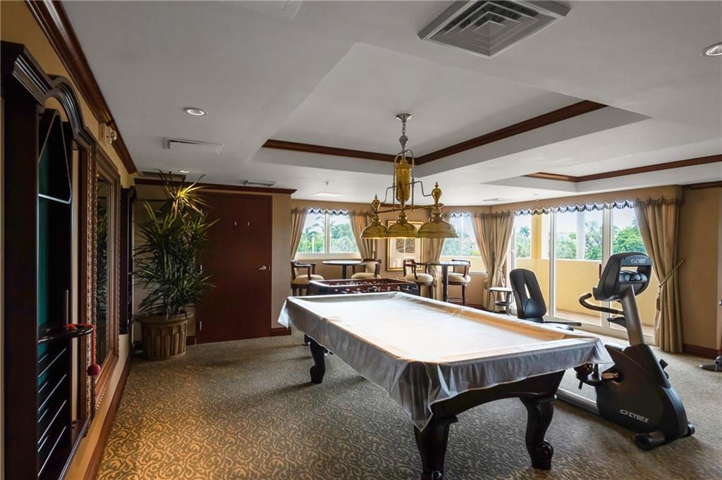 Vue Condo - Residential