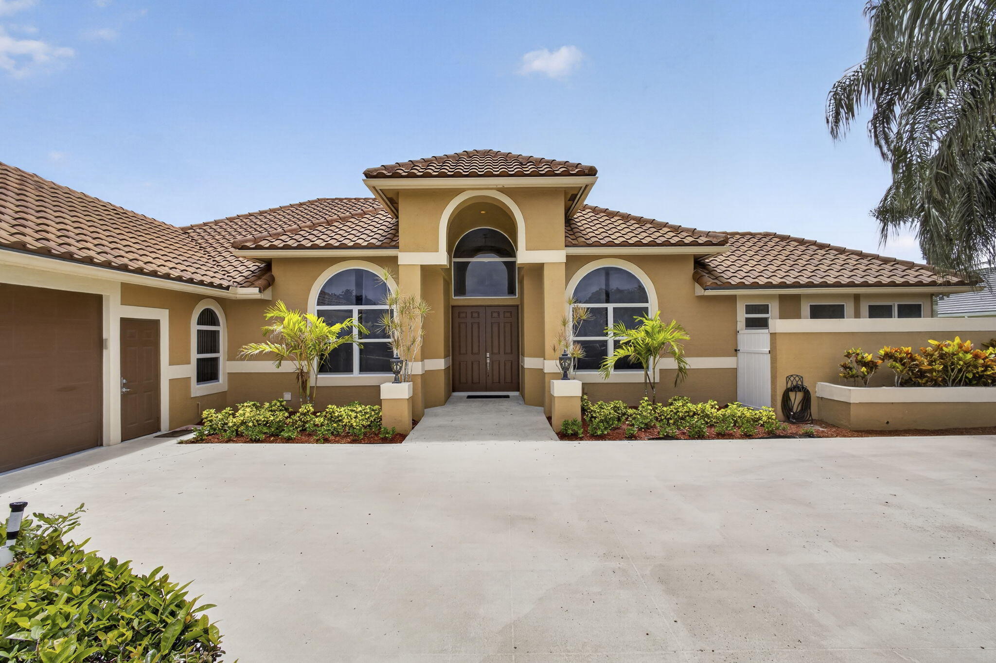 Properties 8030 Woodsmuir Drive