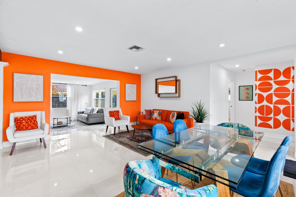 Photo of 5530 NE 18th Avenue, Fort Lauderdale, FL 33334 (MLS # B26038905)