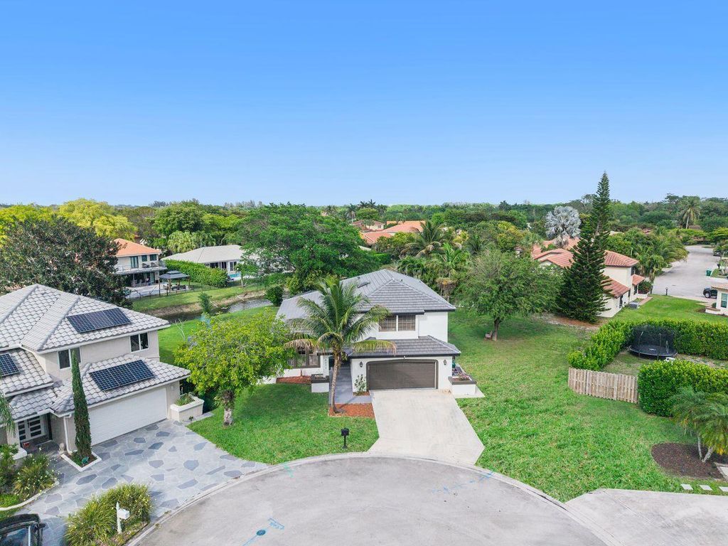 Photo of 6273 NW 52nd Street, Coral Springs, FL 33067 (MLS # B26009137)