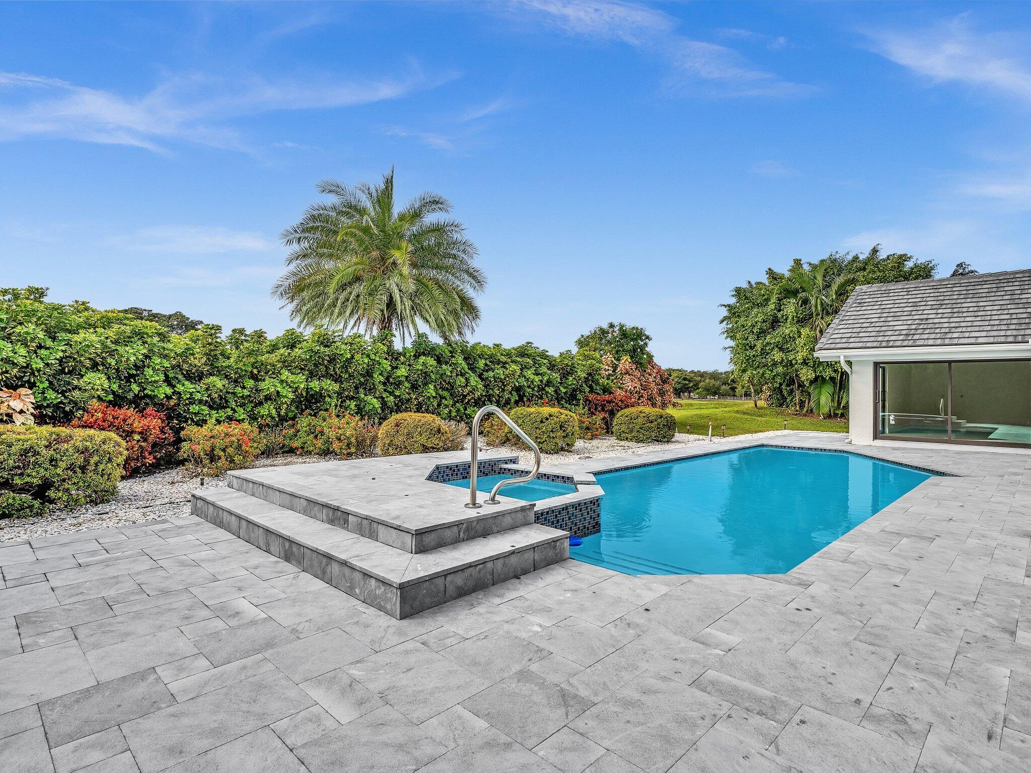 ENCANTADA AT BOCA POINTE - Residential