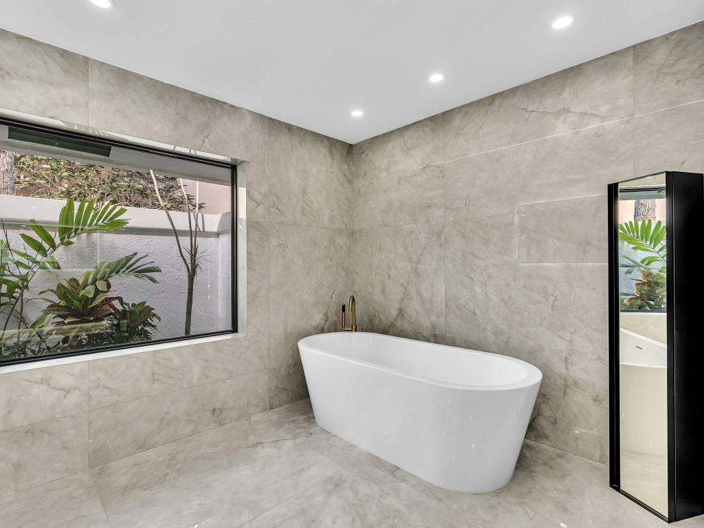 ENCANTADA AT BOCA POINTE - Residential