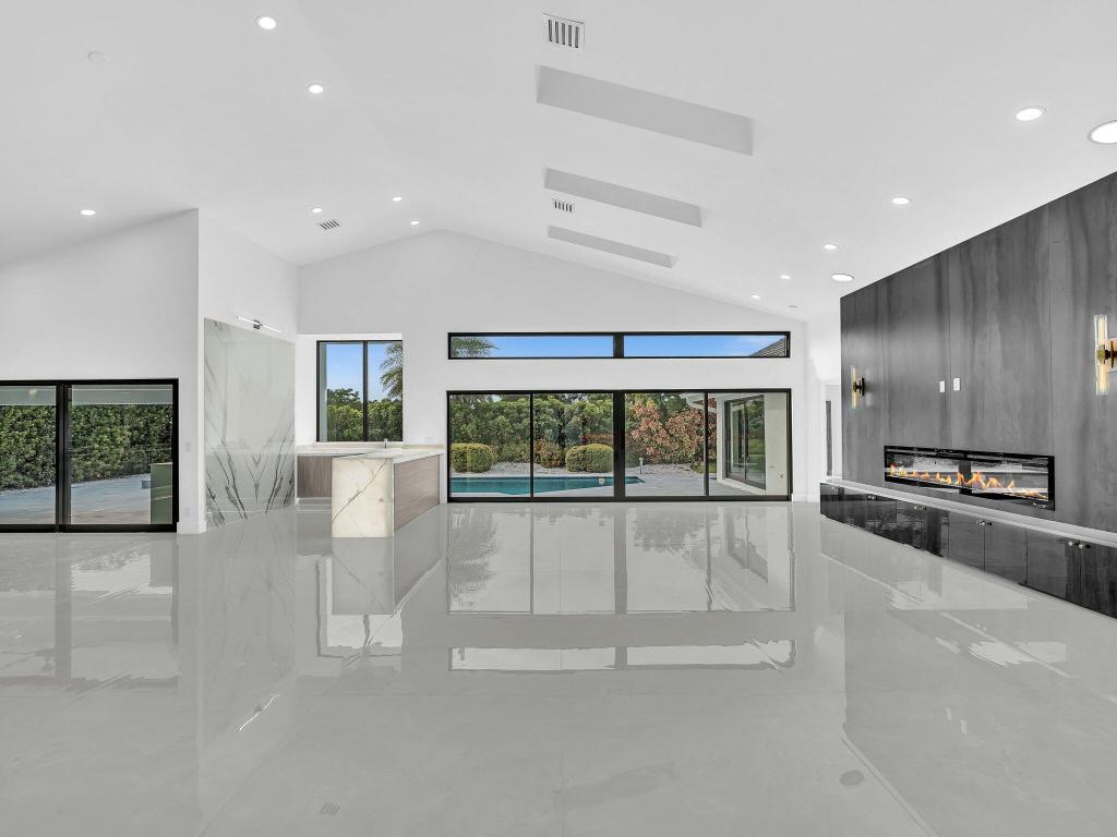 ENCANTADA AT BOCA POINTE - Residential