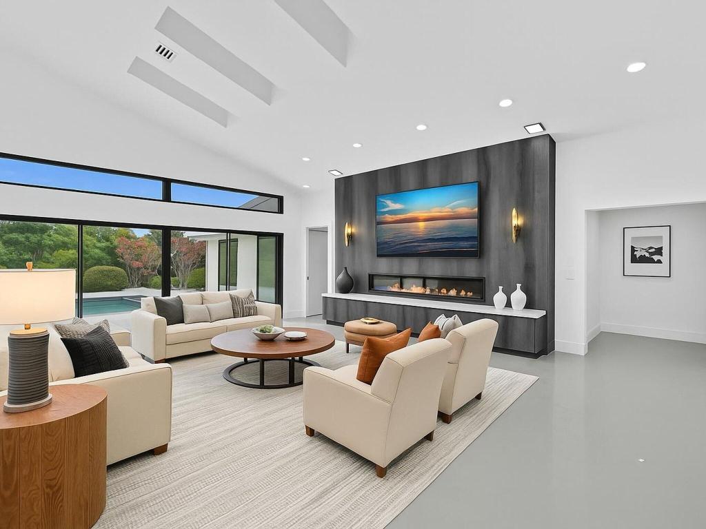 ENCANTADA AT BOCA POINTE - Residential