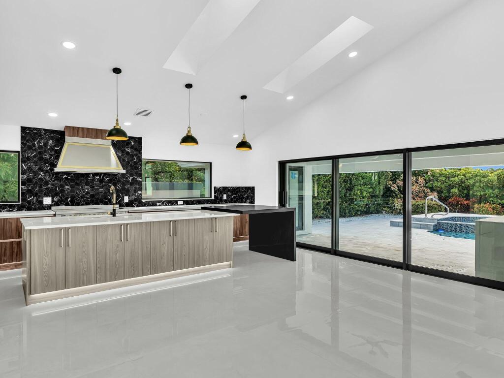 ENCANTADA AT BOCA POINTE - Residential