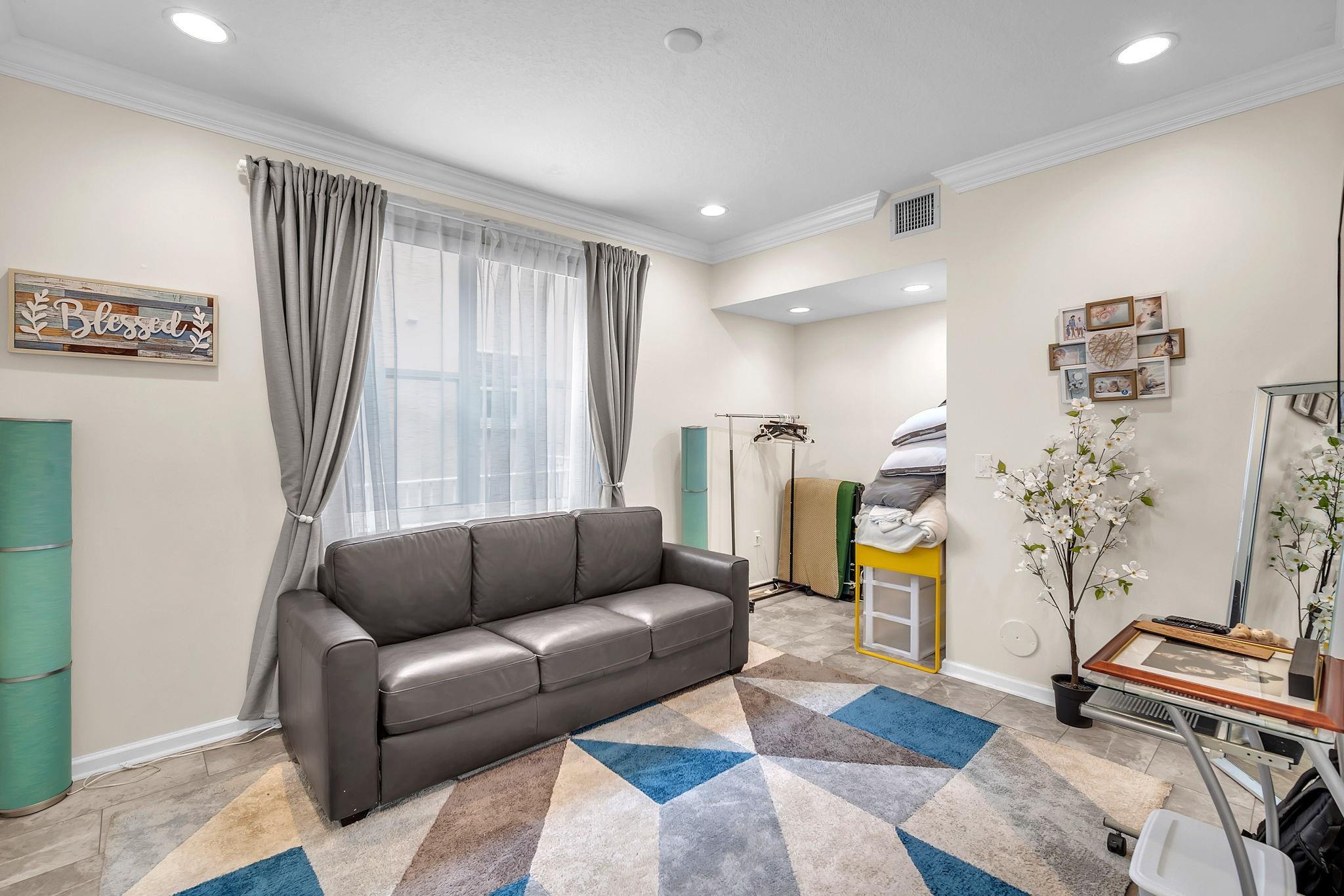 North 29 Assoc 171-1 B - Residential