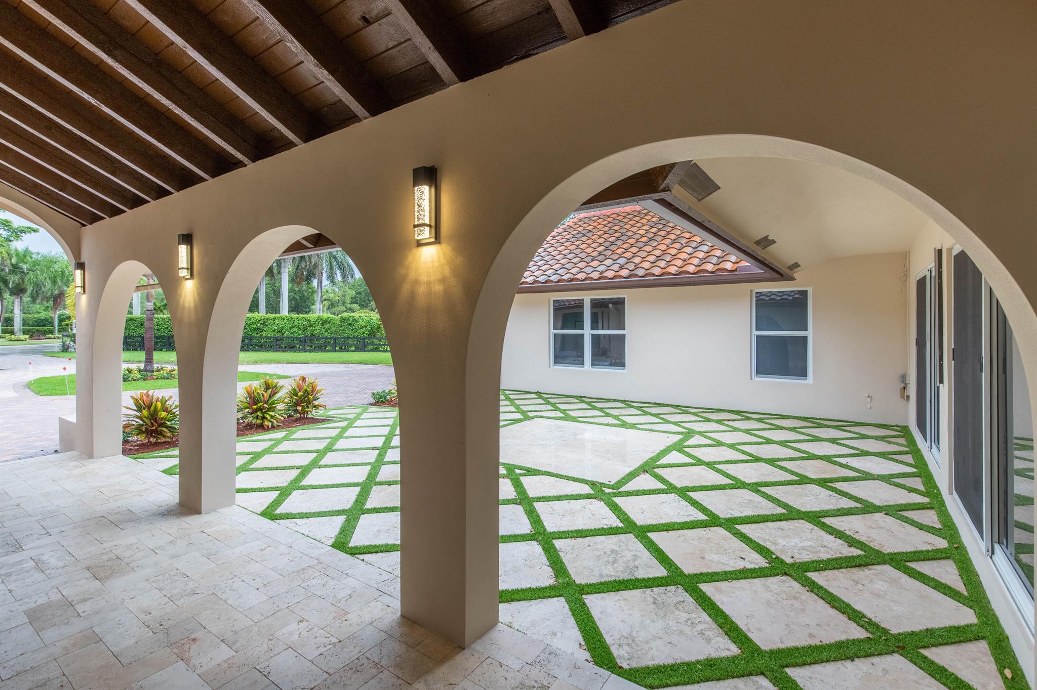 PADDOCK PARK 2 OF WELLING - Residential