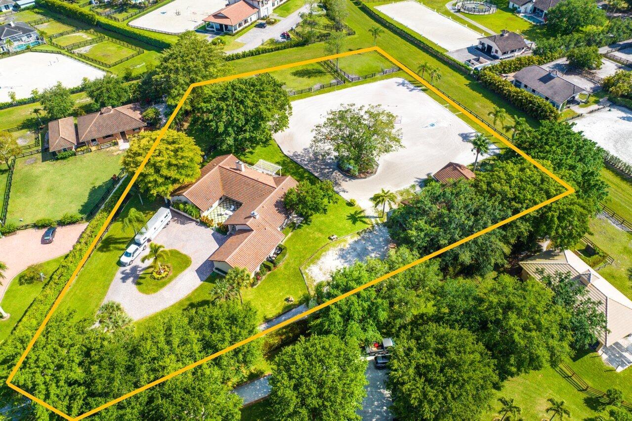 PADDOCK PARK 2 OF WELLING - Residential