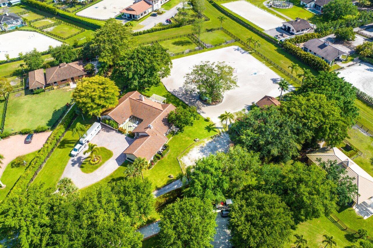 PADDOCK PARK 2 OF WELLING - Residential