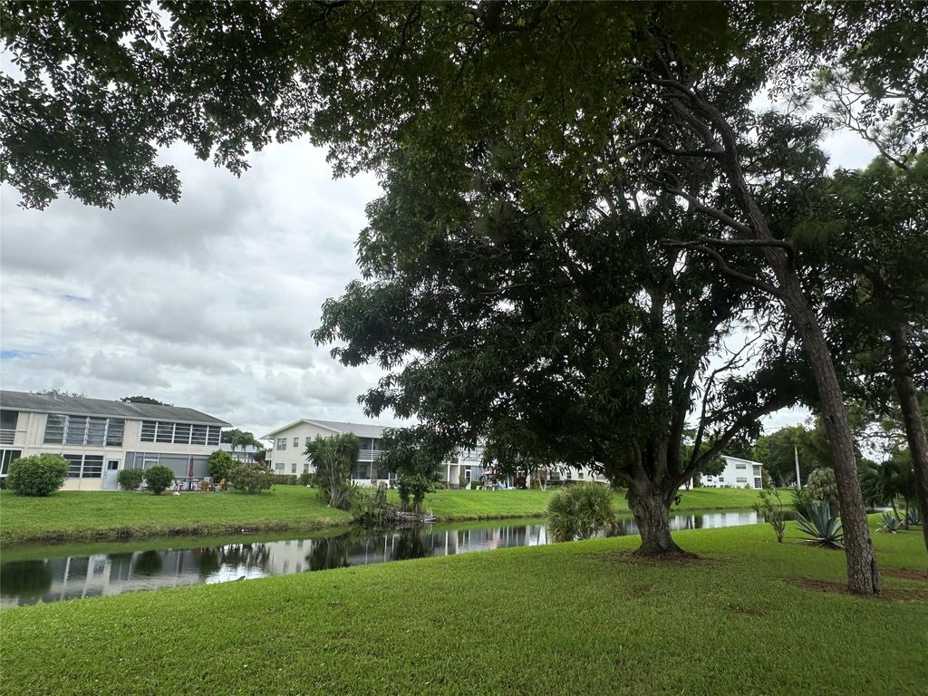 Photo of 13 Lyndhurst A #13, Deerfield Beach, FL 33442 (MLS # F10540136)