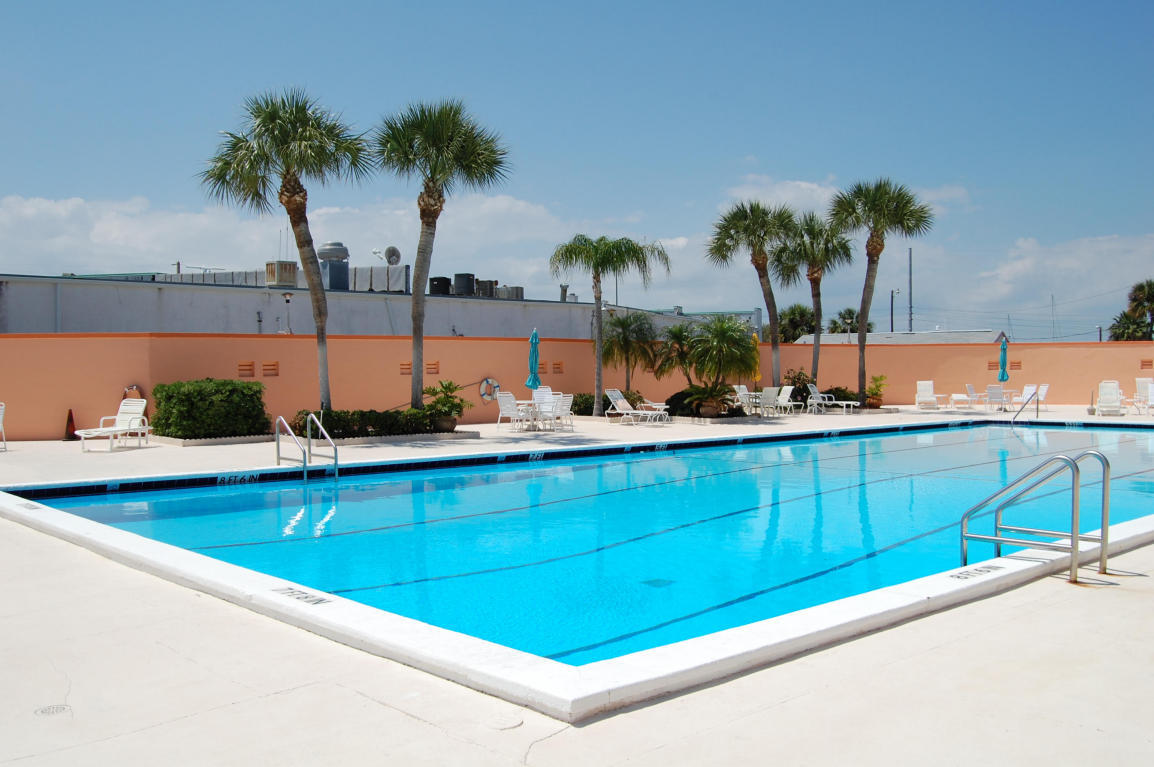 The Colonnades - Residential Lease