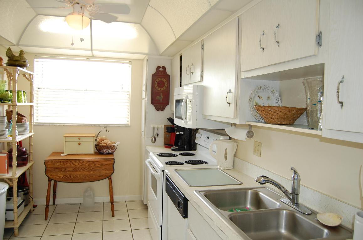 The Colonnades - Residential Lease